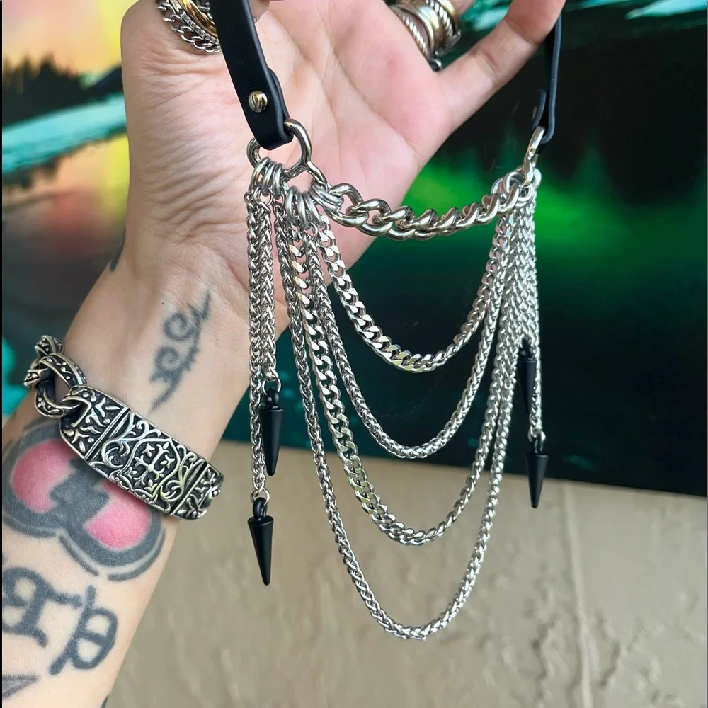 Handmade stainless steel & leather adjustable chain & spikes choker necklace - Picture 12 of 15